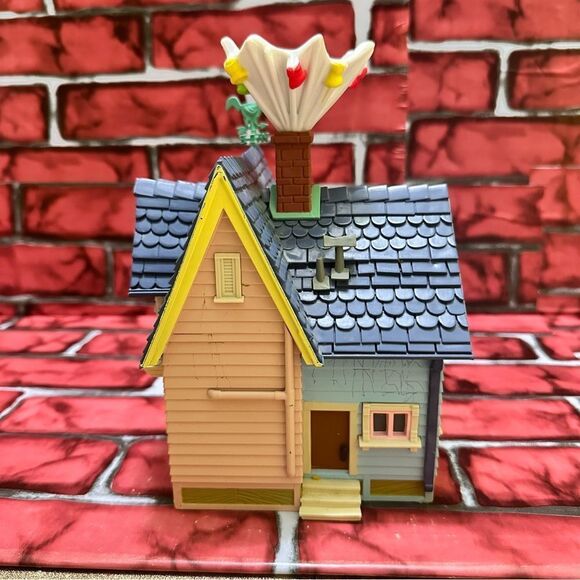 Disney Pixar Funko Kevin with up home - Picture 10 of 13